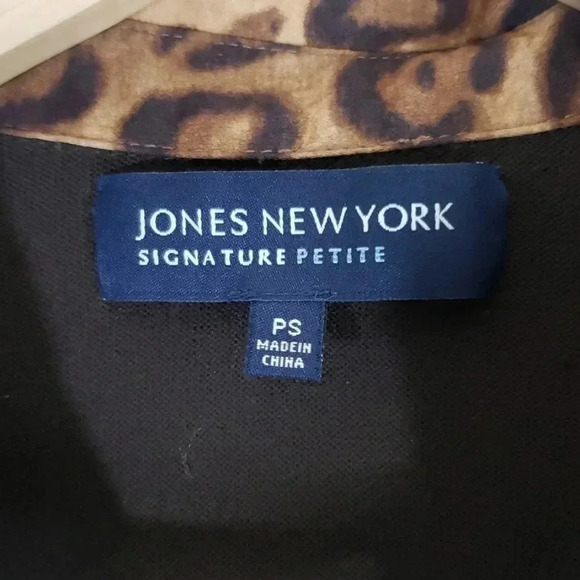 Jones New York | Top | PS | Brown & Safari Print - Picture 5 of 6